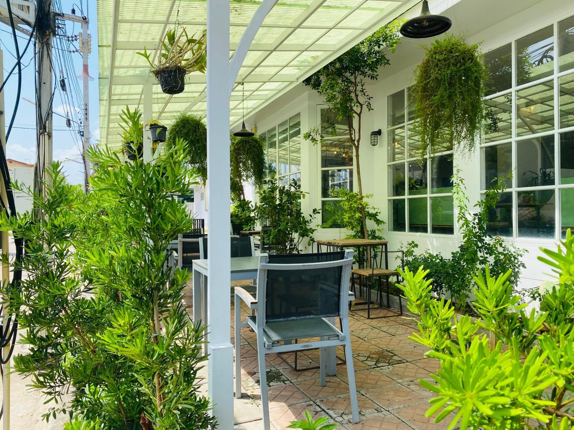 Forget Me Not Boutique Bed & Breakfast HHQ Exterior foto